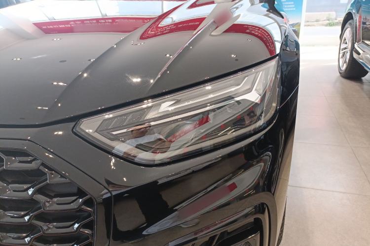 Used Audi Q5L Sportback 2022 Updated 40 TFSI Luxury Edition Left Front Headlight