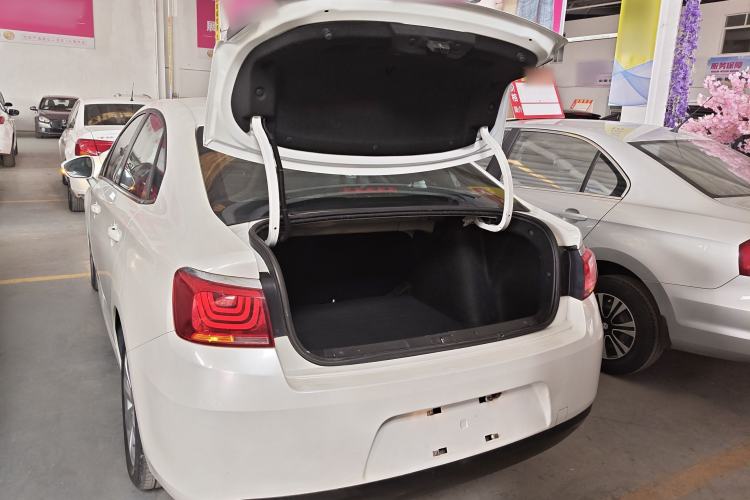 Used Citroen C4 Sega 2016 1.6L Manual Comfort Model