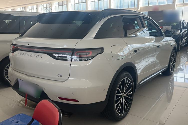 Used Leapmotor C11 2026 Range-Extended 300 LiDAR Prestige Edition Exterior 4