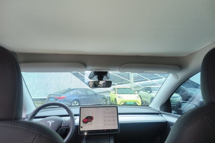 Used Tesla Model Y 2024 Rear-Wheel-Drive Version Headliner