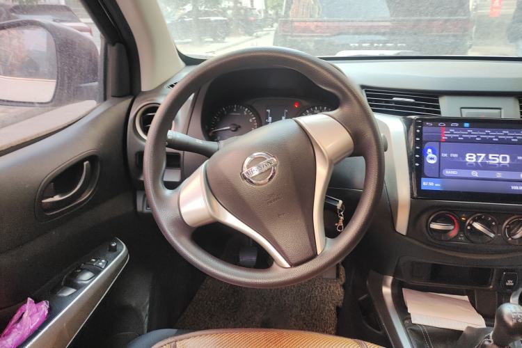 Used Nissan Navara 2017 2.5L Manual Two-Wheel Drive Standard Edition QR25