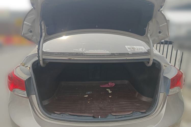 Used Hyundai Elantra (5th Generation / Langdong) 2015 1.6L Automatic Leading Model Trunk