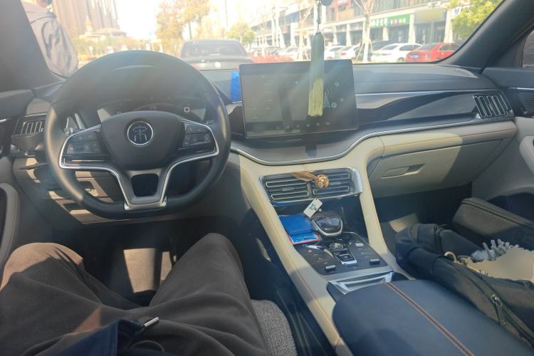 Used BYD Song PLUS New Energy 2021 DM-i 110KM Flagship PLUS Center Console