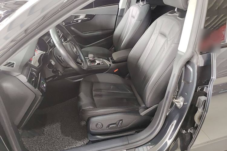 Used Audi A5 2019 Cabriolet 40 TFSI Fashion Edition China V