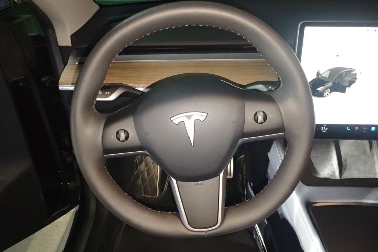 Used Tesla Model Y 2022 Rear-Wheel-Drive Version
