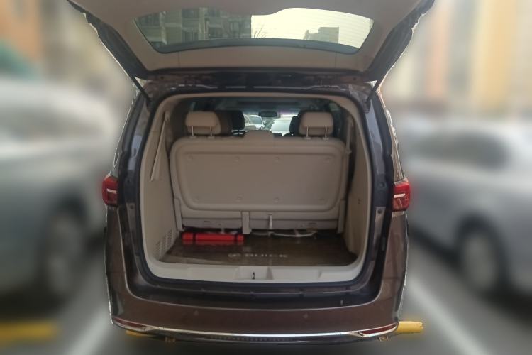 Used Buick GL8 2021 Land Cruiser Executive Class 652T Luxury Model Trunk