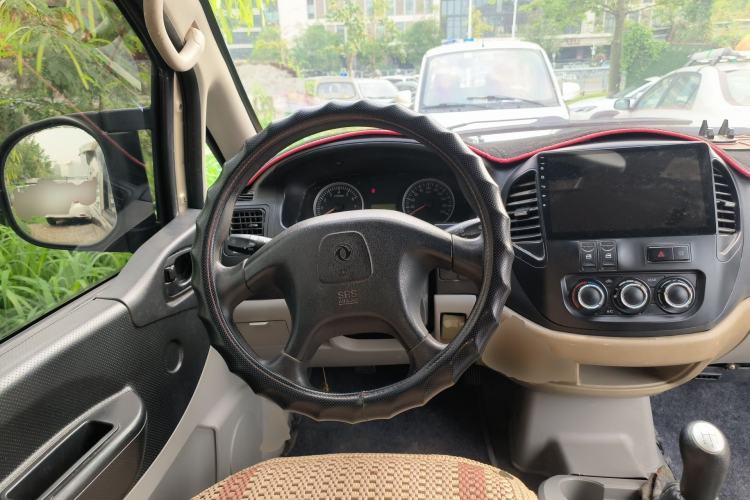 Used FORTHING Lingzhi 2016 M3L 1.6L 7-Seater Comfort Model
