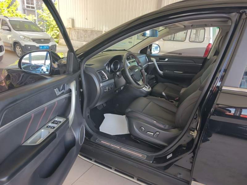 Used Haval H6 2015 Sport Edition 1.5T Automatic Two-Wheel Drive Luxury Model – Luxury — 15