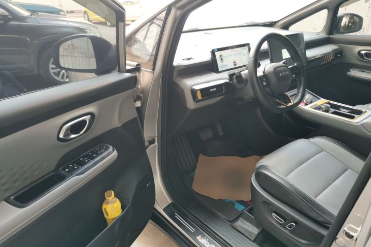 Used AION Y 2022 70 Tech Edition Lithium Iron Phosphate