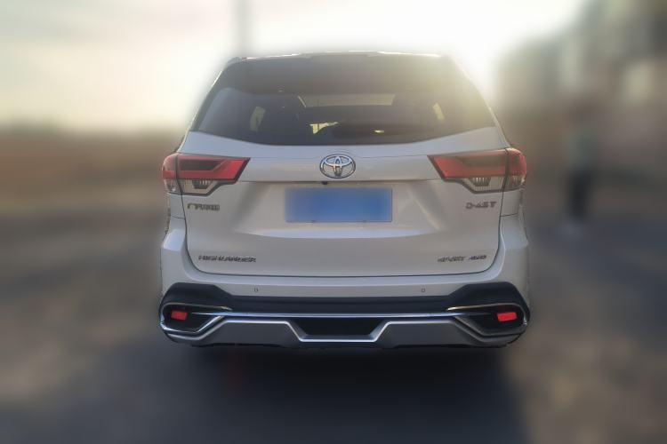 Used Toyota Highlander 2018 2.0T Four-Wheel Drive Luxury Version 7 Seats China VI Standard