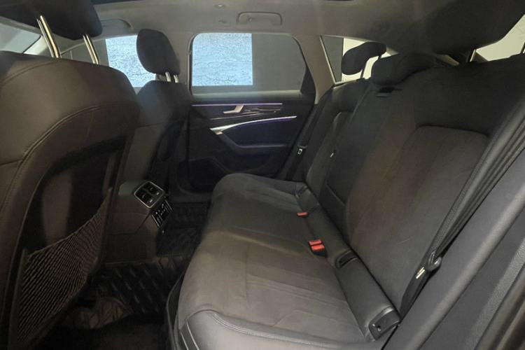 Used Audi A6 2023 Avant Futurist 45 TFSI Prestige Dynamic Edition Interior 10