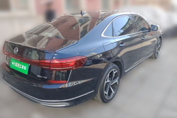Used Volkswagen Passat 2024 380TSI Starry Dragon Edition