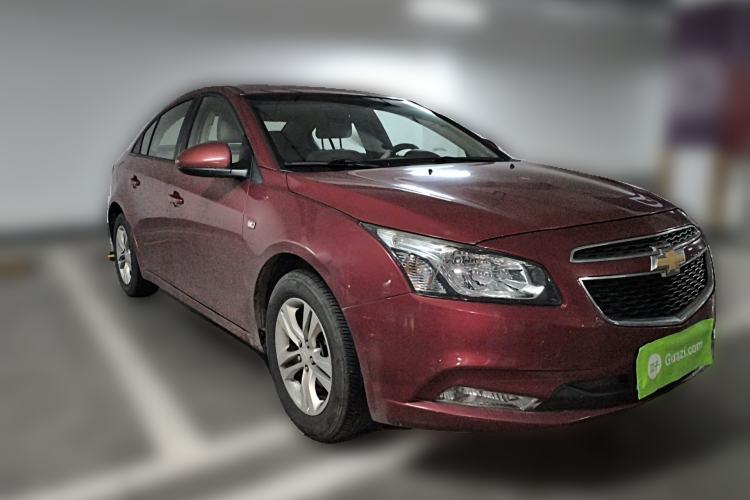 Used Chevrolet Cruze 2015 1.5L Classic SE AT Front Right 45 Deg