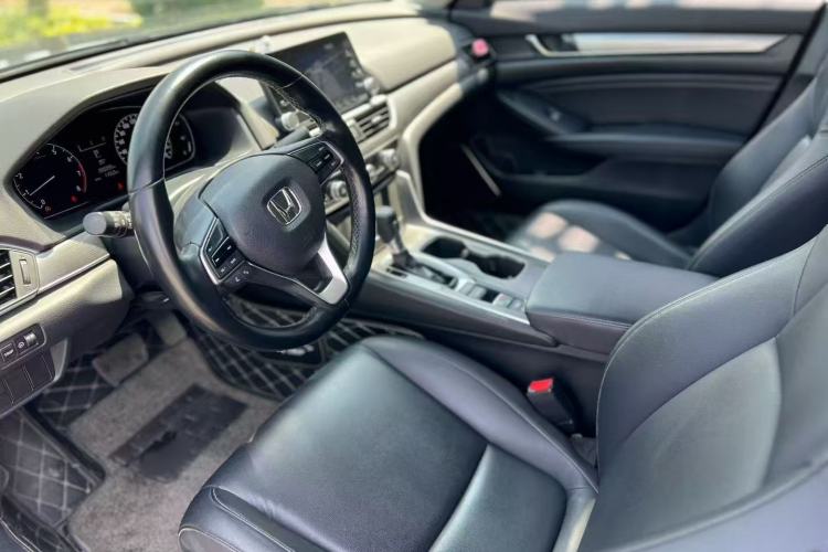 Used Honda Accord 2018 260TURBO Elite Edition China VI Interior 2