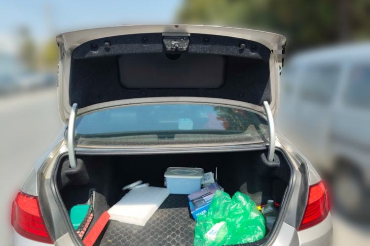 Used BMW 5 Series 2013 525Li Leading Model Trunk