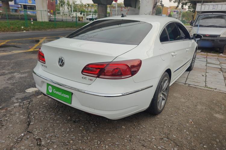 Used Volkswagen FAW-Volkswagen CC 2015 1.8TSI Luxury Model
