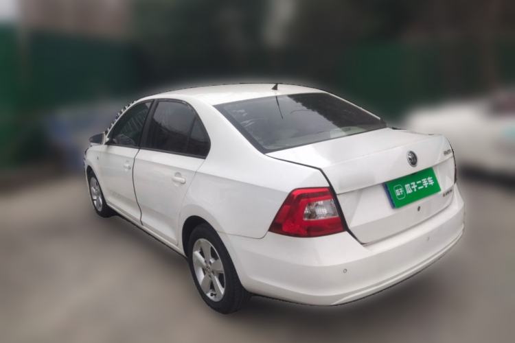 Used Skoda Rapid 2013 1.6L Automatic Smart Selection Model