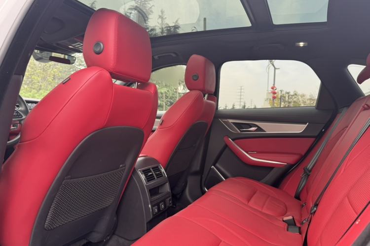 Used Jaguar F-PACE 2025 P250 R-Dynamic SE
