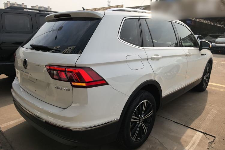 Used Volkswagen Tiguan L 2021 280TSI Automatic Two-Wheel Drive Smart Edition Rear Right 45 Deg