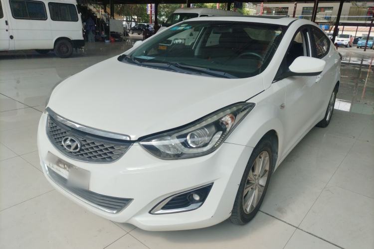 Used Hyundai Elantra (5th Generation / Langdong) 2016 1.6L Automatic Smart Version