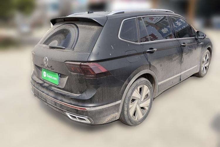 Used Volkswagen Tiguan L 2023 Restyled 330TSI Automatic Two-Wheel Drive R-Line Enhanced Comfort Version