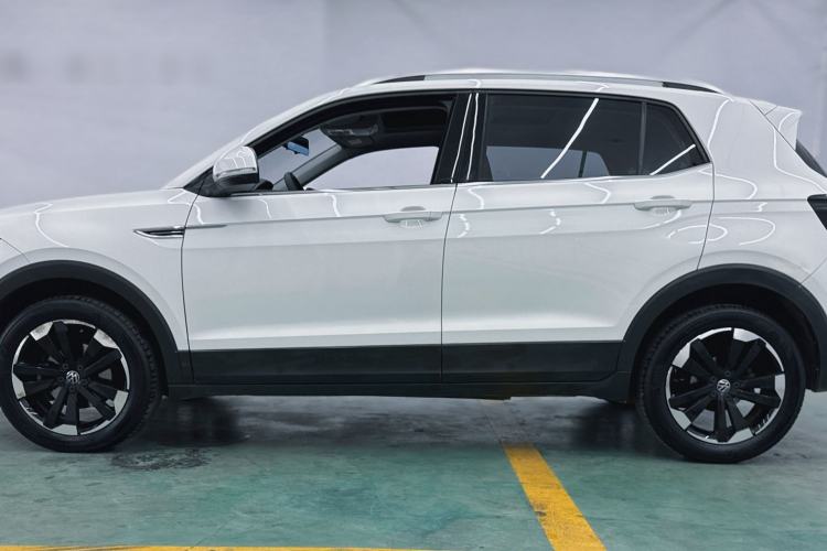 Used Volkswagen Tacqua 2020 1.5L Automatic Yue Exterior 3