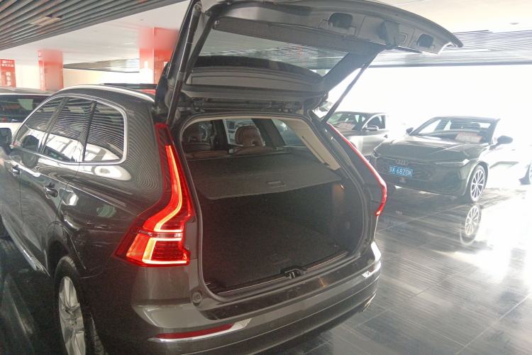 Used Volvo XC60 2020 T5 4x4 Zhiyi Luxury Edition