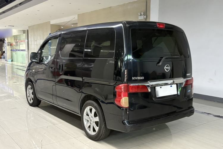 Used Nissan NV200 2014 1.6L Manual Luxury Model China V Standard