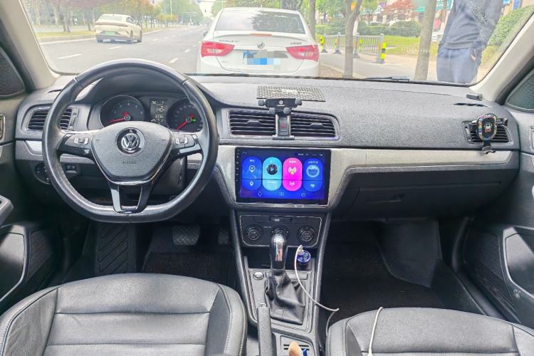 Used Volkswagen Gran Lavida 2017 180TSI DSG Comfort Edition
