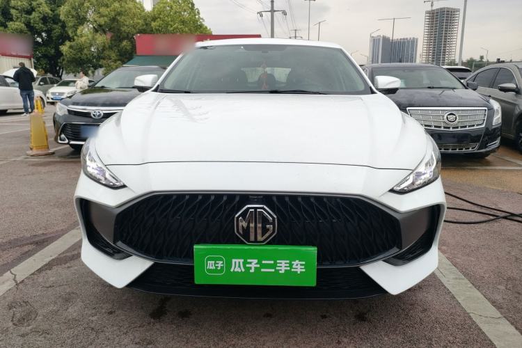 Used MG 5 2022 180 DVVT CVT Youth Luxury Edition
