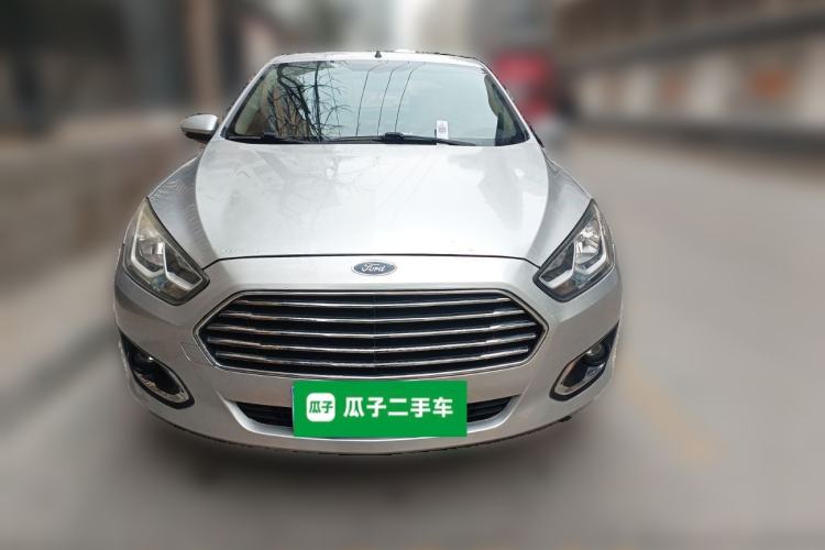 Used Ford Escort 2015 1.5L Manual Fashion Edition