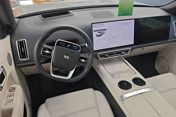 Used Li Auto L8 2025 Max Smart Refresh Edition