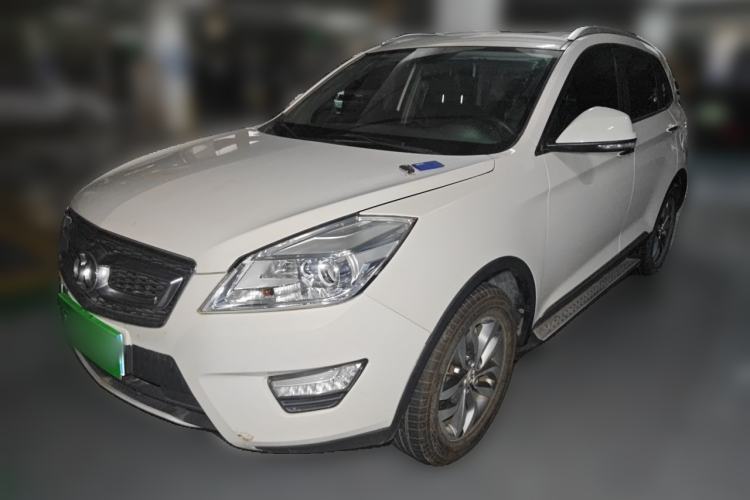 Used BAIC Senova X65 2015 2.0T Automatic Elite Model