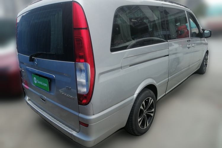 Used Mercedes-Benz Vito 2011 2.5L 7-seater executive version Rear Right 45 Deg