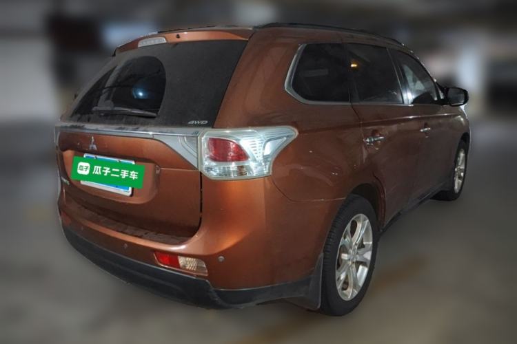 Used Mitsubishi Outlander 2013 2.4L 4x4 Luxury Navigation Edition 5 Seats
