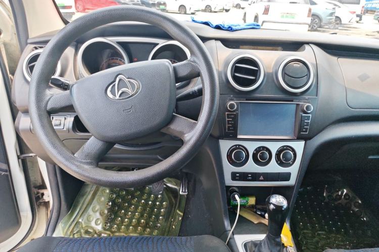 Used CHANGAN KAICHENG Ounuo S 2014 1.5L Base Version