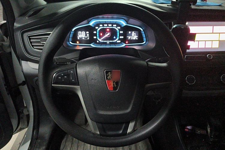 Used Roewe 360 2017 1.5L Automatic Smart Screen Version
