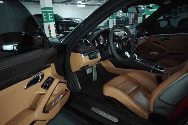 Used Porsche 718 2018 Cayman 2.0T Driver Seat