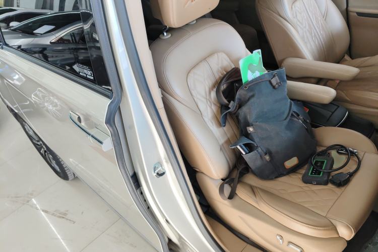 Used Buick GL8 2020 ES Land Cruiser 653T Flagship Model
