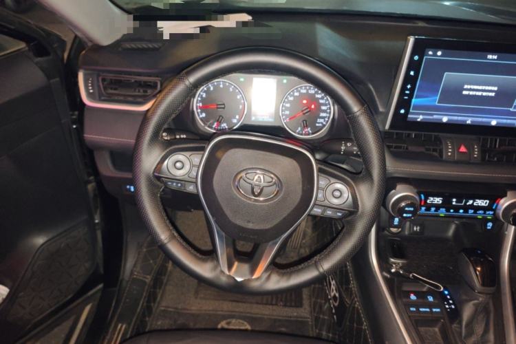 Used Toyota Wildlander 2020 2.0L CVT Two-Wheel Drive Luxury Edition Steering Wheel