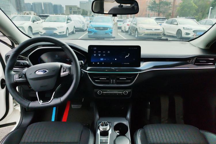 Used Ford Focus 2021 Hatchback EcoBoost 180 Automatic Titanium Edition