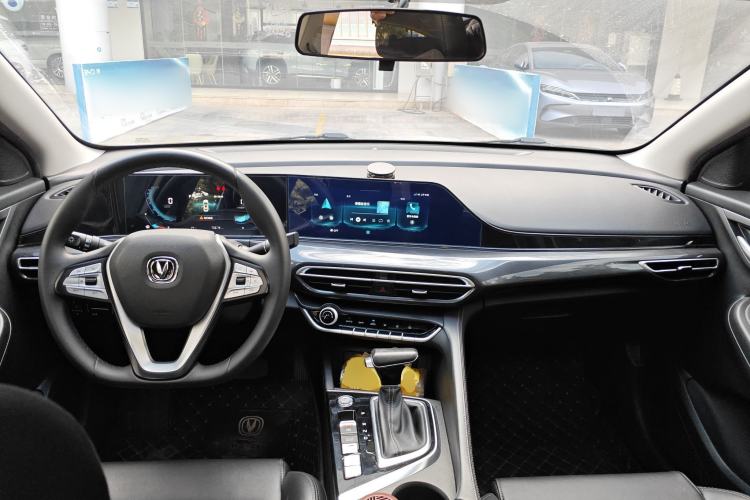 Used Changan Eado 2020 PLUS Blue Whale NE 1.4T GDI DCT Prestige Model
