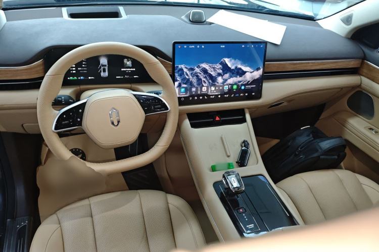 Used Hima AITO M7 2024 1.5T Intelligent Driving 4WD Max Edition 5 Seats
