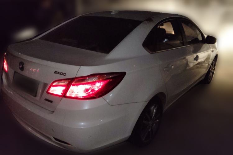 Used Changan Eado 2015 1.6L Manual Luxury Model China V Standard
