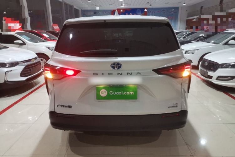 Used Toyota Sienna 2023 2.5L Hybrid Comfort Edition