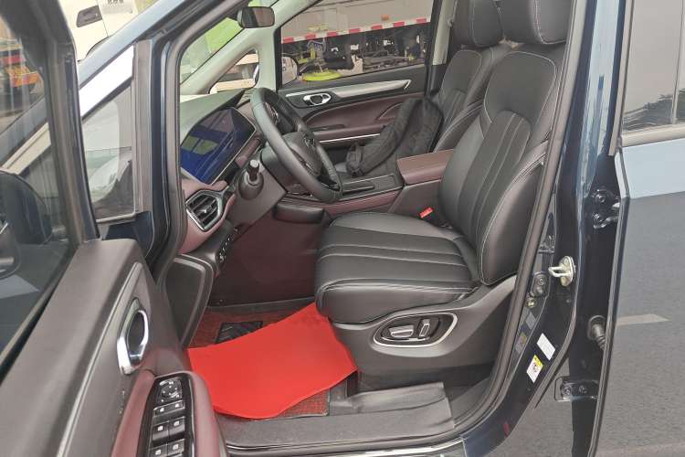 Used GAC Trumpchi M6 2021 PRO 270T Automatic Luxury Edition