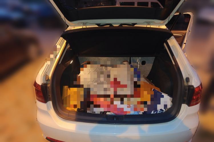 Used Volkswagen Gran Lavida 2013 1.6L Manual Fashion Model Trunk