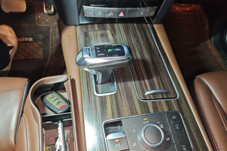 Used Haval H9 2017 2.0T Diesel 4x4 Premium 5-Seater
