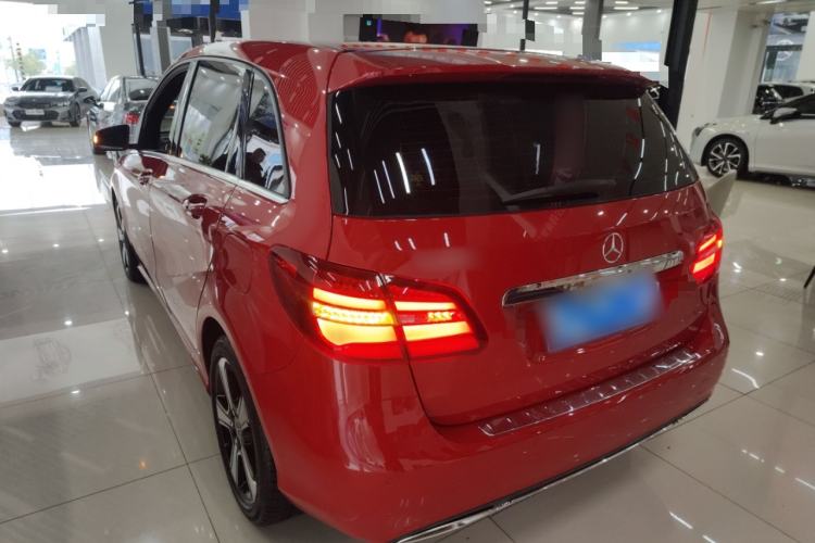 Used Mercedes-Benz B-Class 2017 B 200 Fashion Model
