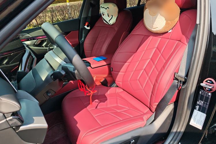 Used BMW 5 Series 2026 530Li Leading M Sport Package Left Front Seat